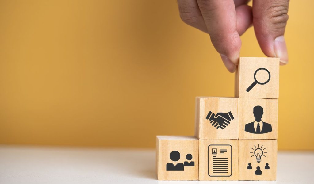 Équilibre emplois ressources